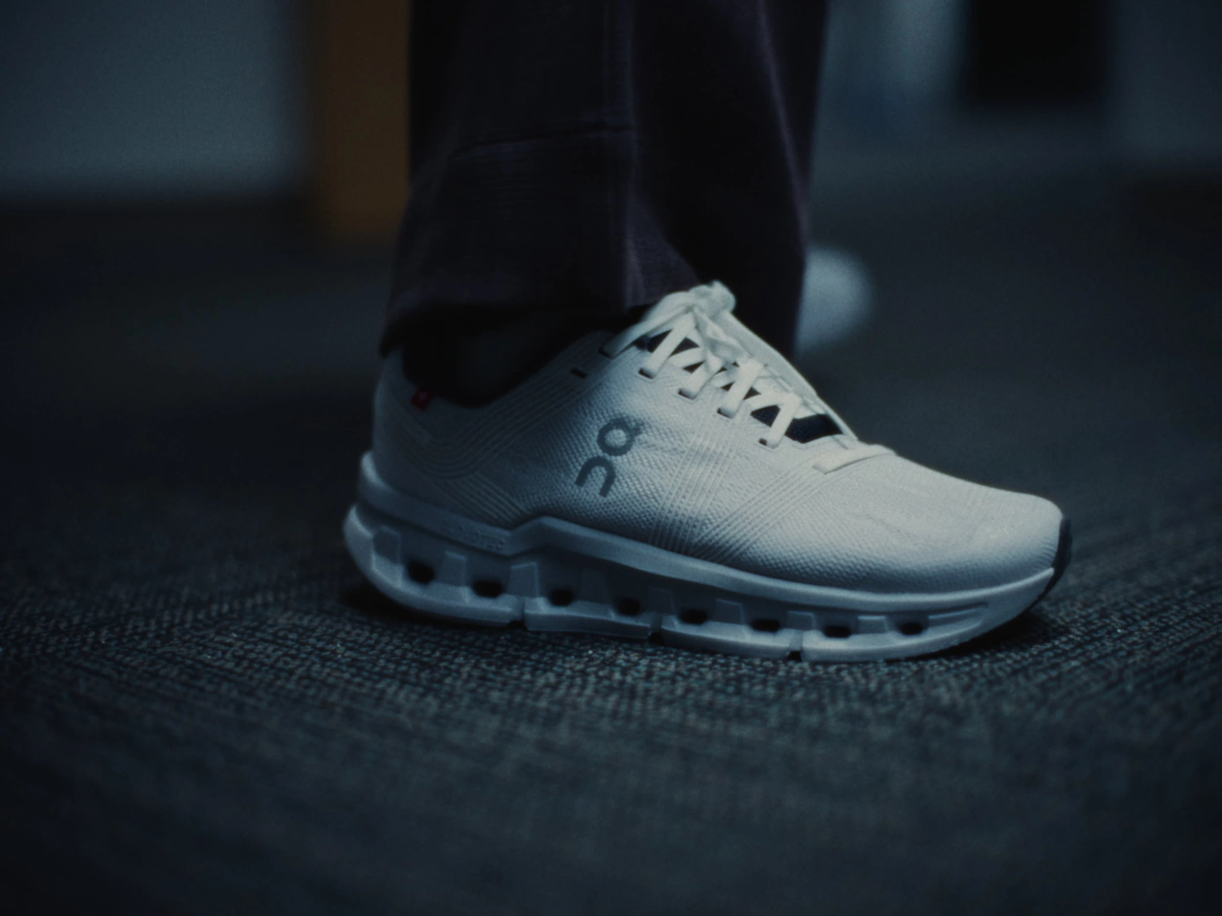 ON - Cloudgo — cinematography still (3 of 6)